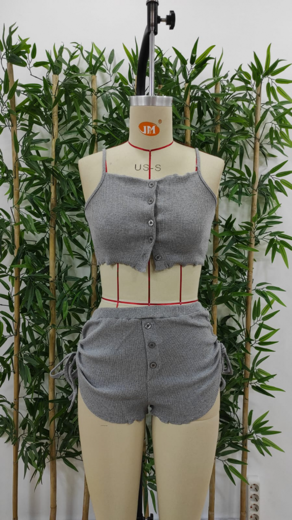 Kadın Ip Askılı Crop Bluz Ve Yanlardan Büzgülü Ikili Kaşkorse Short Takım, 17811 - Image 4