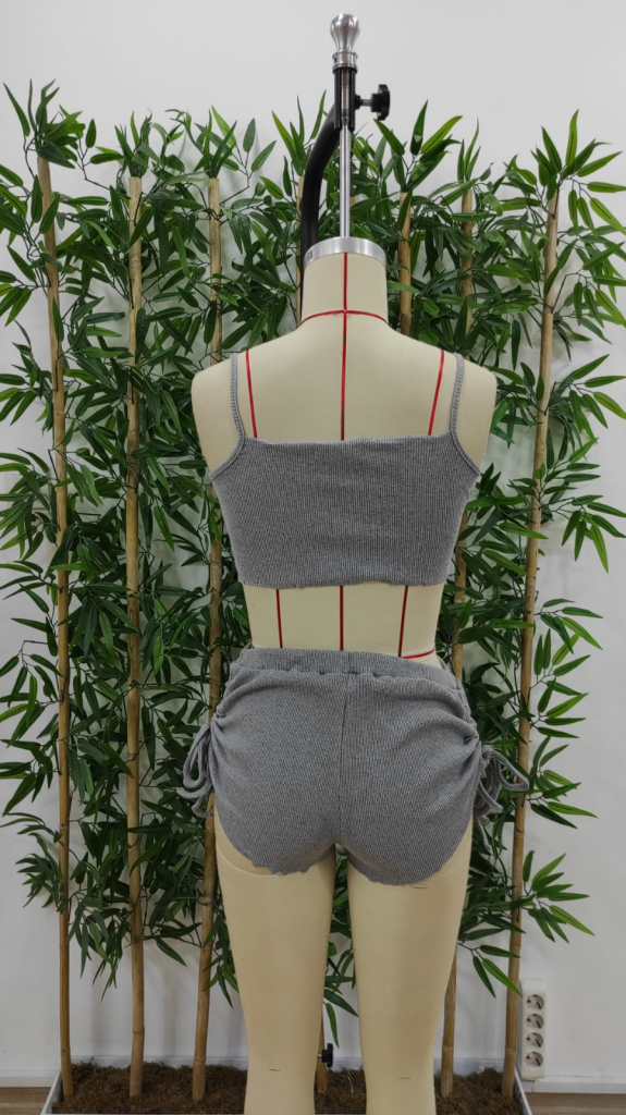 Kadın Ip Askılı Crop Bluz Ve Yanlardan Büzgülü Ikili Kaşkorse Short Takım, 17811 - Image 6