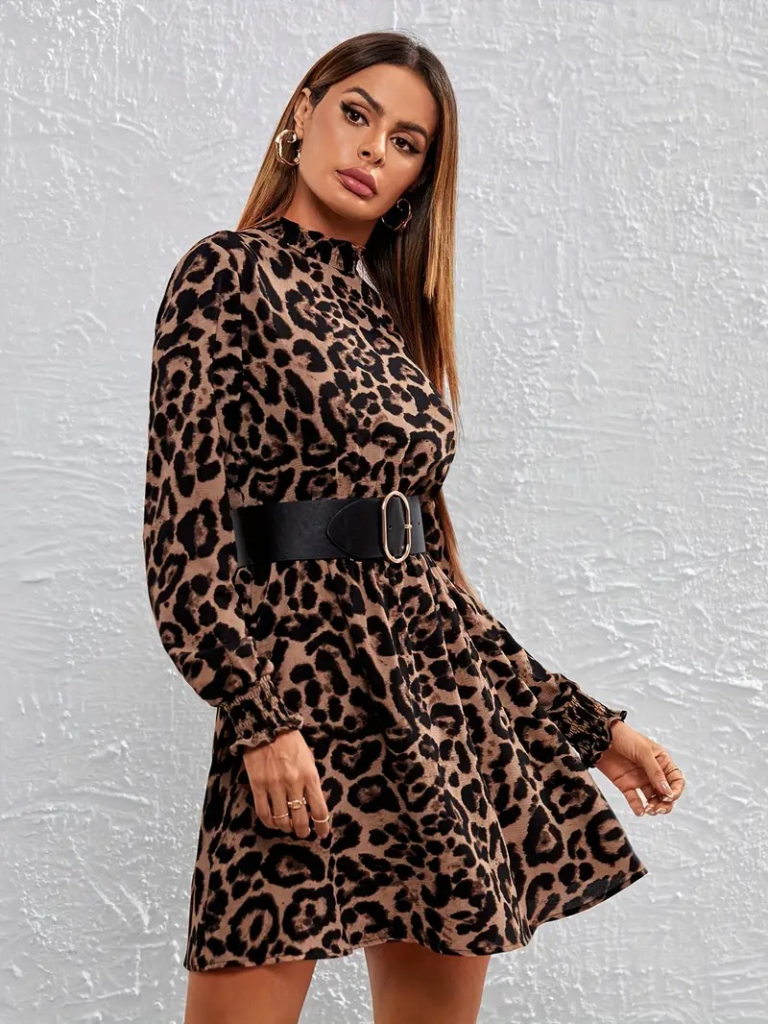 Kadın Uzun Kollu Yarı Balıkçı Yaka Leopar Desenli Kadife Elbise , 23461 - Image 2