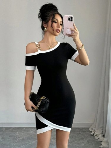 Kadın Kısa Kollu Asimetrik Kesim Yaka şerit Ve Aksesuar Detaylı Modal Elbise , 25994
