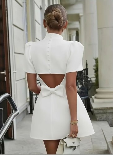 Kadın Kısa Kollu Balıkçı Yaka Arkadan Kelebek Dekolte Detaylı Kısa Atlas Elbise , 31417
